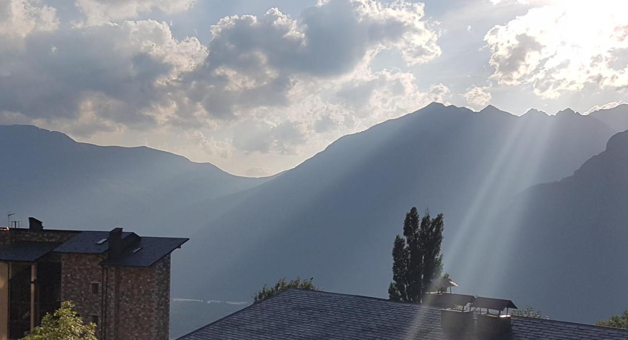 Las Mejores Vistas Del Valle. Apartmento 65M.Wifi Cerler Bagian luar foto